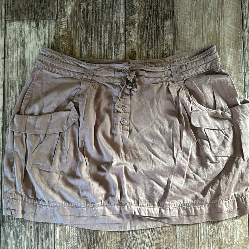 OLD NAVY BEAUTIFUL AND COMFY SKIRT, SIZE 10